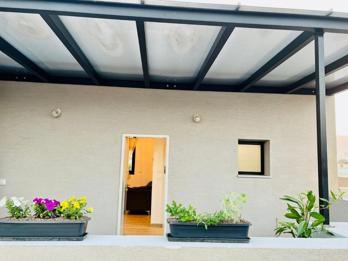 צימר יערת הדבש Hagoshrim Exterior foto